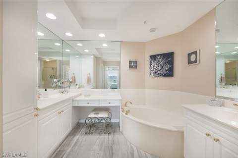 425 Cove Tower Dr 502, Naples FL - photo 10 of 18