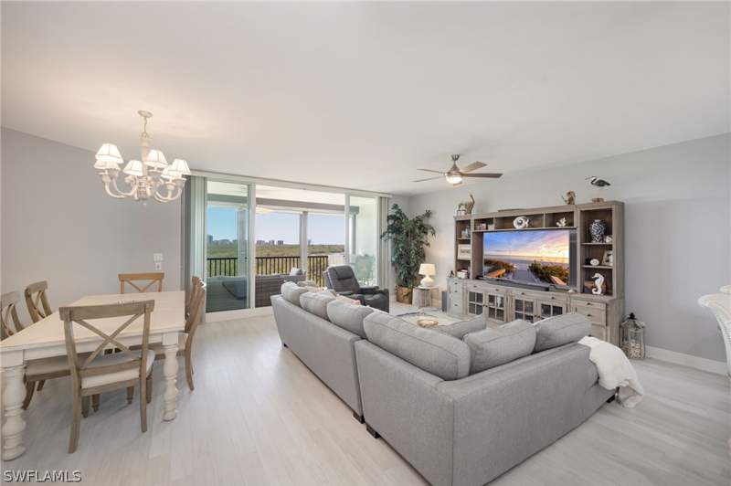 3 bedroom Condominium at 425 Cove Tower Dr 502, Caribe At Cove Towers, Naples — photo 5
