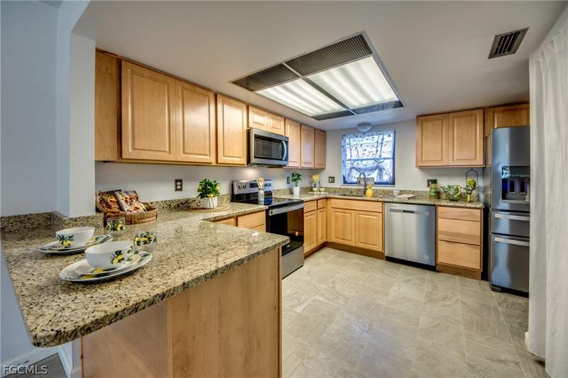 2 bedroom Condominium at 15350 Moonraker Ct 304, Yachtsmans Cove, North Fort Myers — photo 4