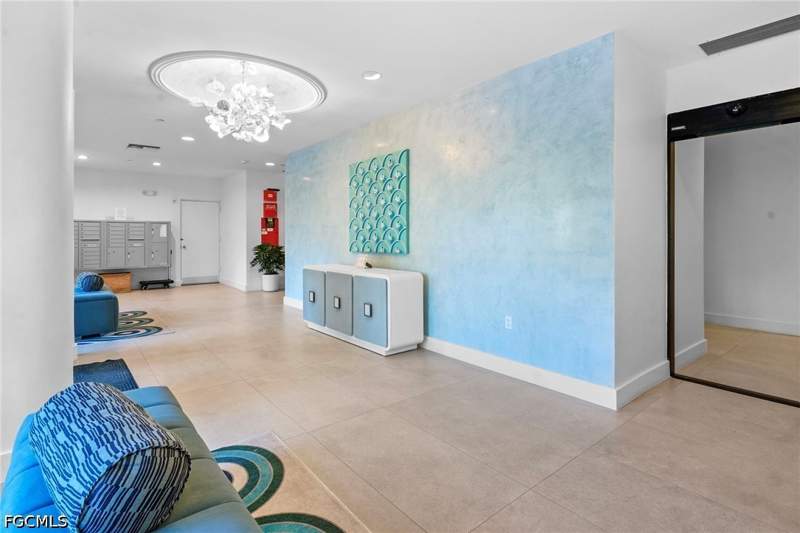 2 bedroom Condominium at 3100 Gulf Shore Blvd N 104, Lucerne, Naples — photo 4