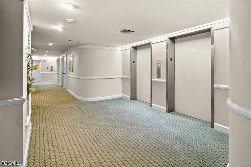2 bedroom Condominium at 3100 Gulf Shore Blvd N 104, Lucerne, Naples — photo 5