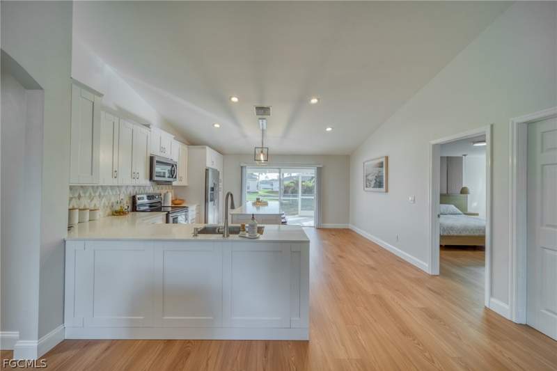 3 bedroom SingleFamilyResidence at 2847 SW 26th Pl, Cape Coral, Cape Coral — photo 4
