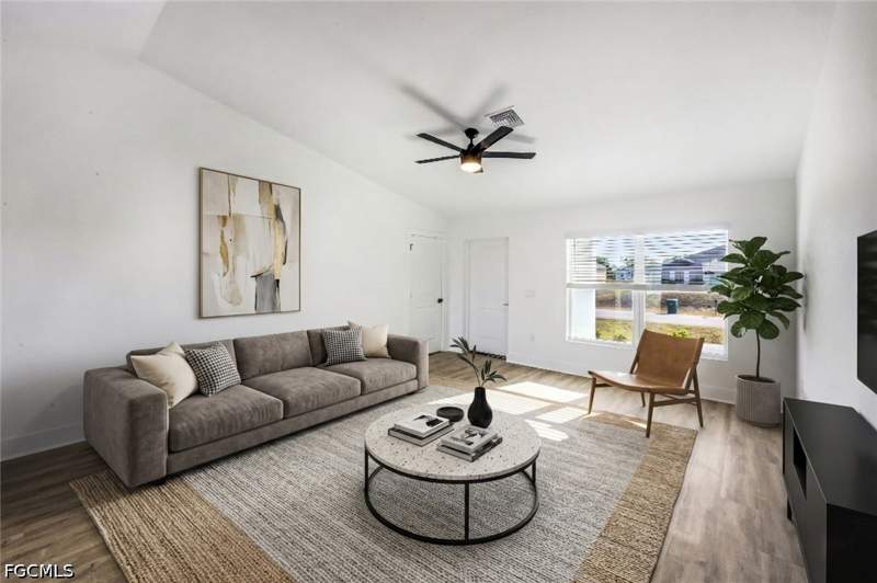 3 bedroom SingleFamilyResidence at 1702 NW 5th Pl, Cape Coral, Cape Coral — photo 4