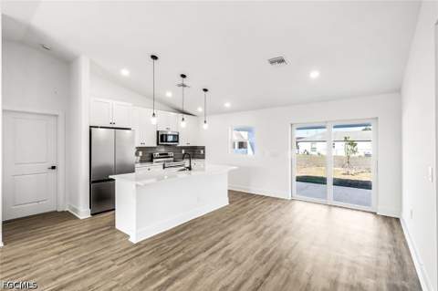 1702 NW 5th Pl, Cape Coral FL - photo 7 of 25