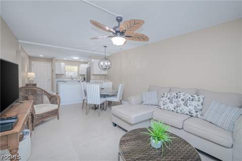16007 Davis Rd 713, Fort Myers FL - photo 11 of 42