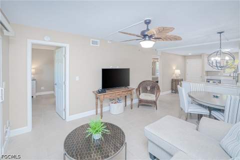 16007 Davis Rd 713, Fort Myers FL - photo 12 of 42