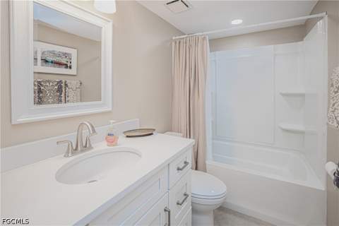 16007 Davis Rd 713, Fort Myers FL - photo 14 of 42