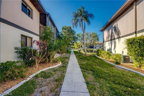 1211 Barrett Rd 1108, North Fort Myers FL - photo 19 of 22
