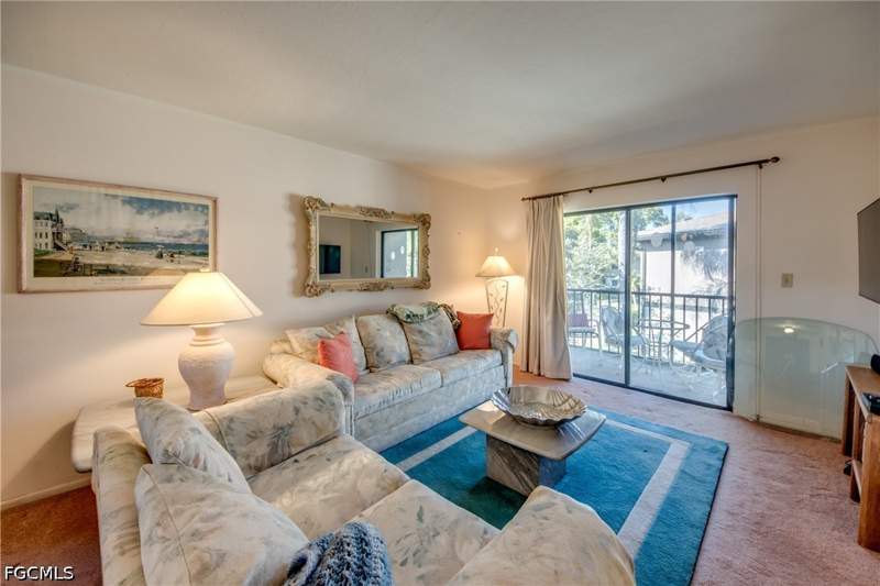 2 bedroom Condominium at 1211 Barrett Rd 1108, Country Pines Condo, North Fort Myers — photo 4
