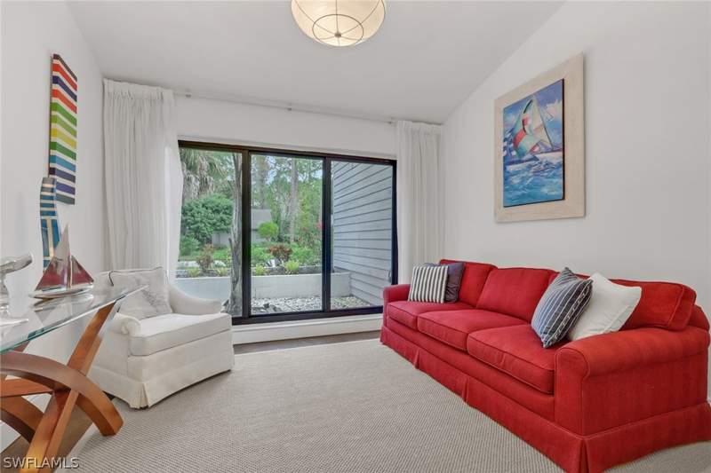 3 bedroom SingleFamilyResidence at 2293 Royal Ln, Woodlands, Naples — photo 5