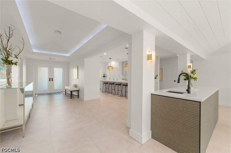 4 bedroom SingleFamilyResidence at 1146 Golden Olive Ct, Shell Harbor, Sanibel — photo 5