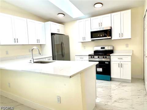 17503 Village Inlet Ct, Fort Myers FL - photo 11 of 36