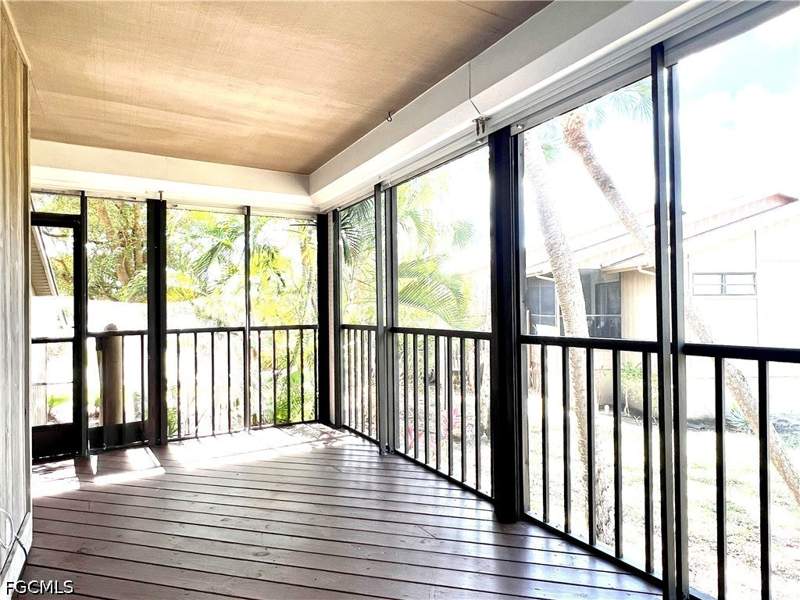 2 bedroom Attached at 17503 Village Inlet Ct, Island Park Village, Fort Myers — photo 4