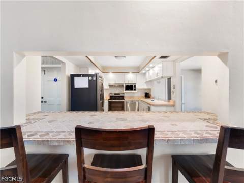 12330 McGregor Woods Cir, Fort Myers FL - photo 10 of 47