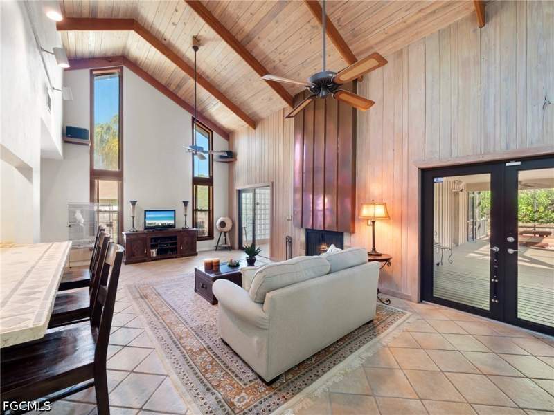 4 bedroom SingleFamilyResidence at 12330 McGregor Woods Cir, McGregor Woods, Fort Myers — photo 4
