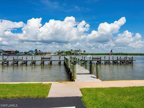 850 Palm St E2, Marco Island FL - photo 20 of 23