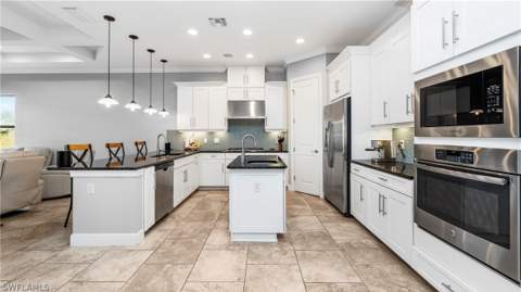 8591 Maggiore Ct, Naples FL - photo 10 of 50