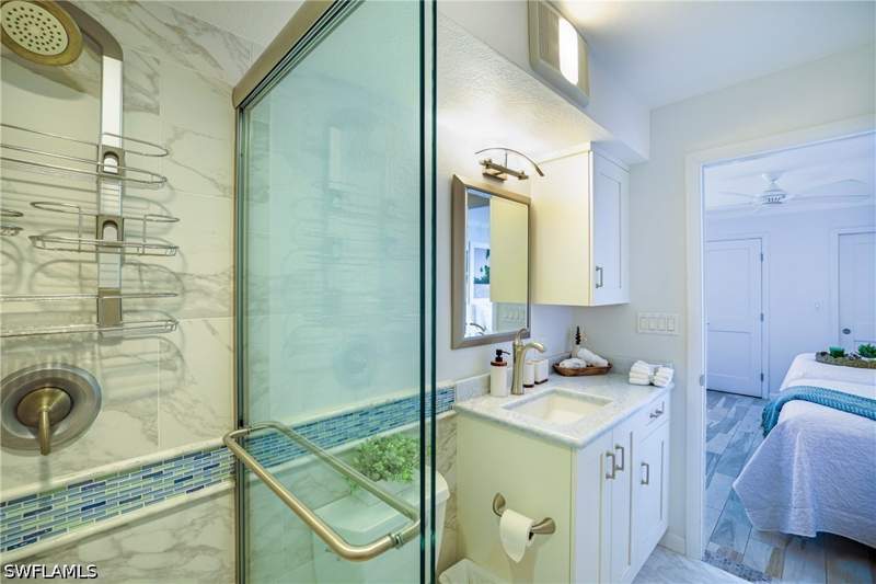 1 bedroom Condominium at 5600 Bonita Beach Rd 802, Beach And Tennis Club, Bonita Springs — photo 5