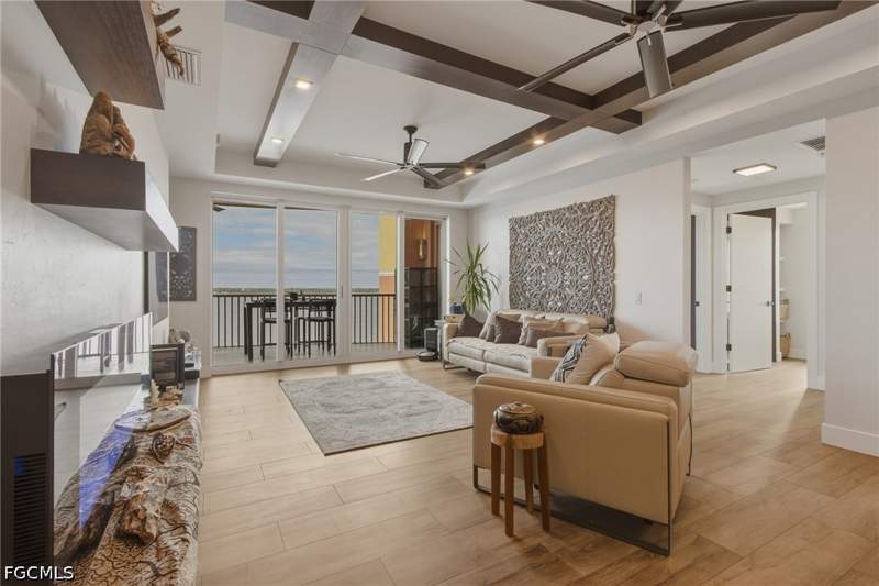 3 bedroom Condominium at 2743 1st St 904, Riviera, Fort Myers — photo 3