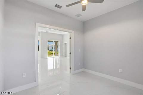 429 Palmyra Ave, Lehigh Acres FL - photo 16 of 44