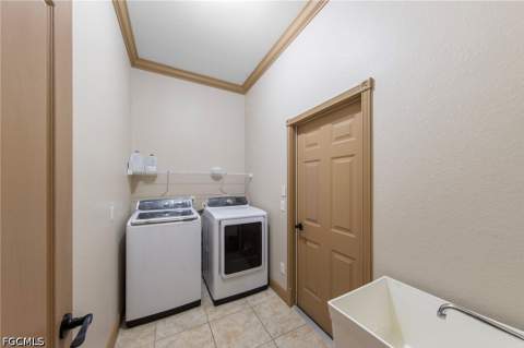 2537 Deerfield Lake Ct, Cape Coral FL - photo 13 of 50