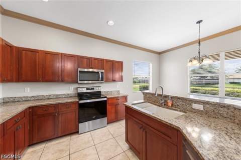 2537 Deerfield Lake Ct, Cape Coral FL - photo 19 of 50