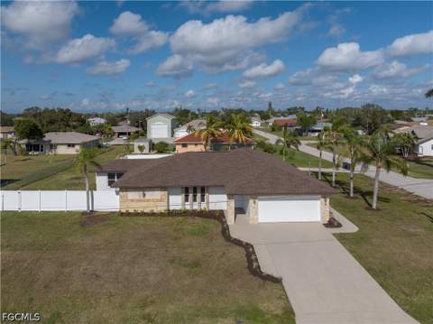 1725 SE 3rd St, Cape Coral FL - photo 6 of 29