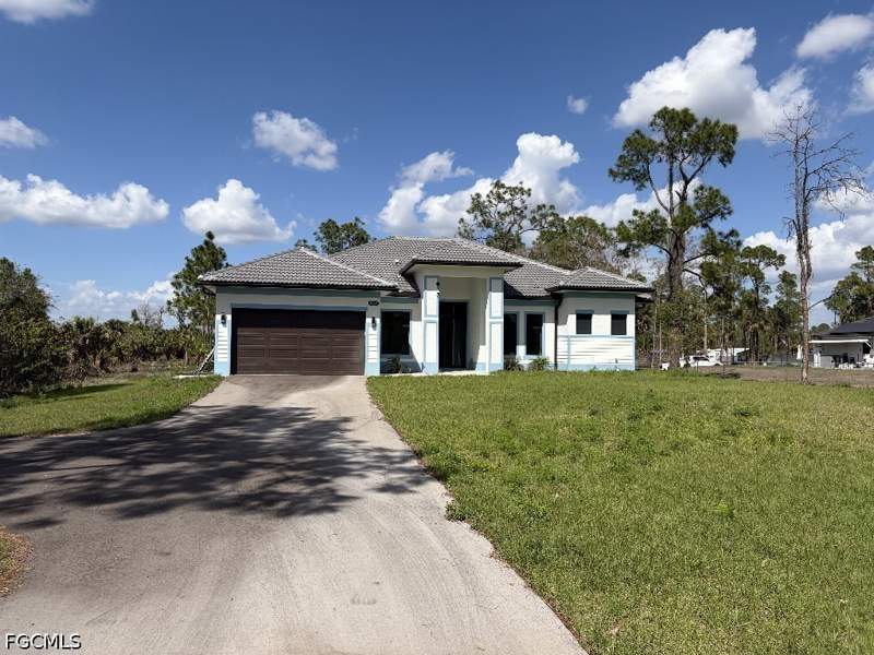 3 bedroom SingleFamilyResidence at 3943 16th Ave NE, Golden Gate Estates, Naples — photo 2