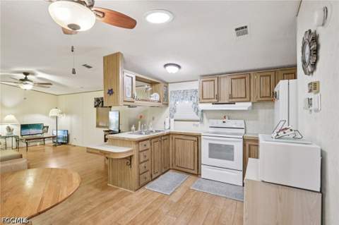 9798 Sugarberry Way, Fort Myers FL - photo 12 of 46