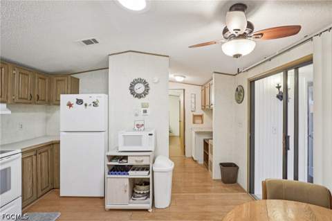 9798 Sugarberry Way, Fort Myers FL - photo 14 of 46