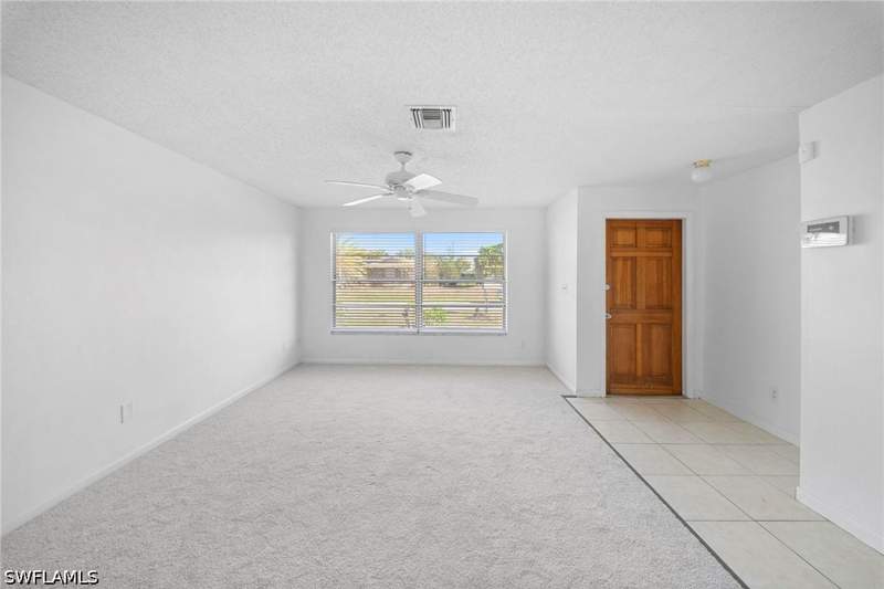 3 bedroom SingleFamilyResidence at 624 SE 35th St, Cape Coral, Cape Coral — photo 5