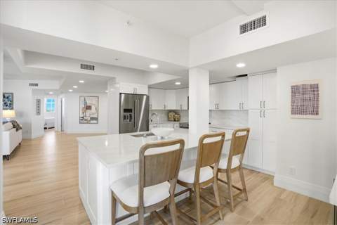 980 Cape Marco Dr 706, Marco Island FL - photo 8 of 45