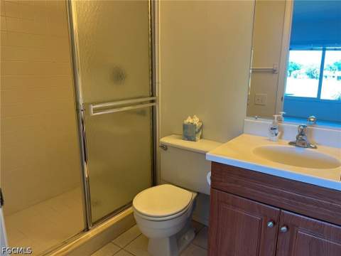 7402 Lake Breeze Dr 202, Fort Myers FL - photo 11 of 37
