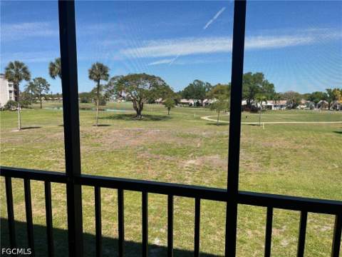 7402 Lake Breeze Dr 202, Fort Myers FL - photo 18 of 37
