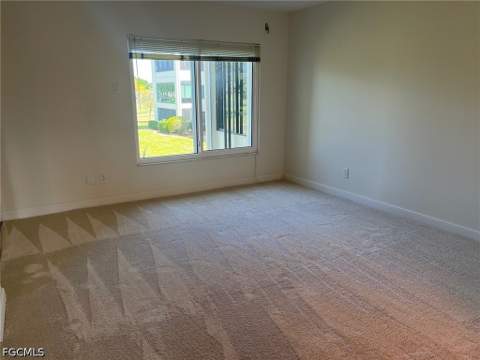 7402 Lake Breeze Dr 202, Fort Myers FL - photo 9 of 37