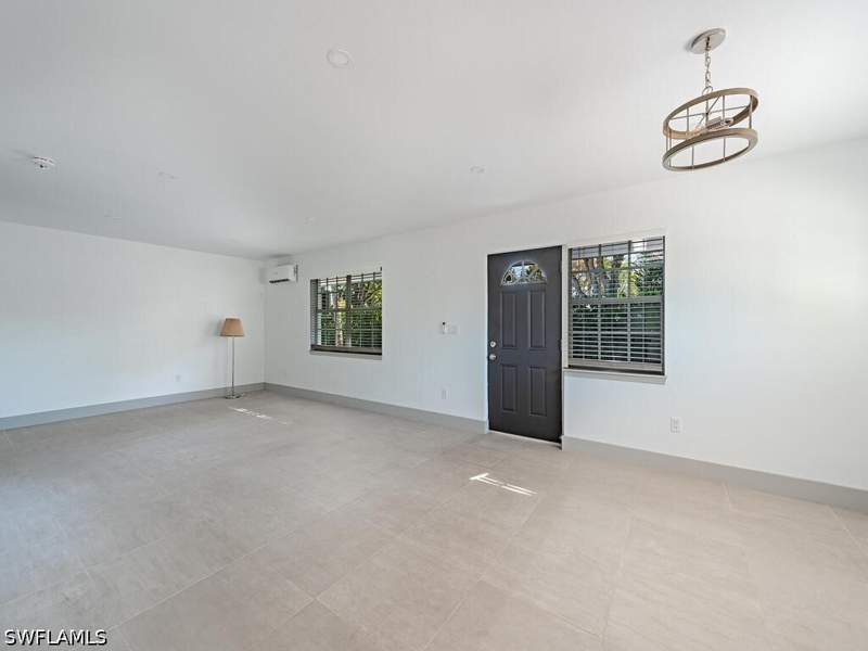 2 bedroom Duplex at 2836 Bayview Dr, Gulf Shores, Naples — photo 3