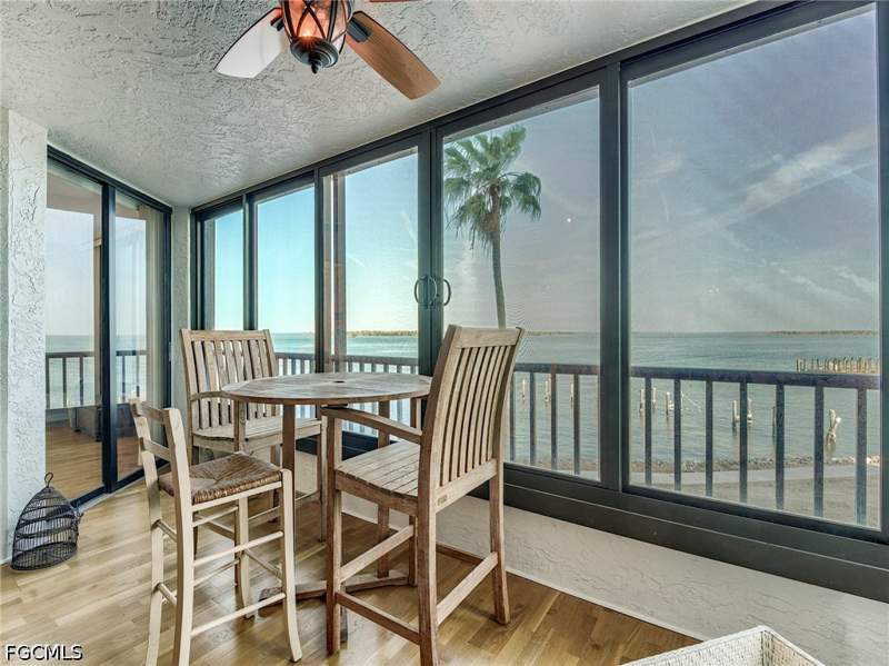 2 bedroom Condominium at 15031 Punta Rassa Rd 202, Punta Rassa, Fort Myers — photo 3