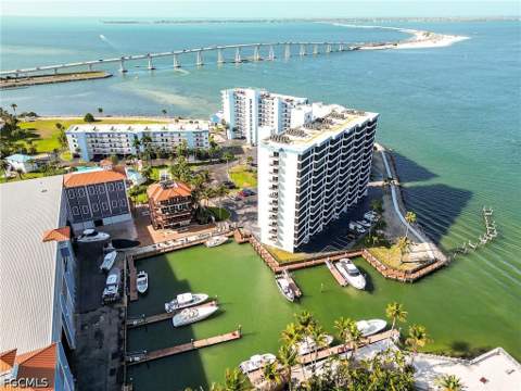 15031 Punta Rassa Rd 202, Fort Myers FL - photo 7 of 46