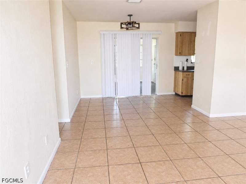 2 bedroom SingleFamilyResidence at 1515 Medford Pl, Kenilwood, Lehigh Acres — photo 4