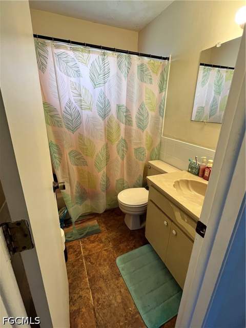 1515 Medford Pl, Lehigh Acres FL - photo 9 of 16