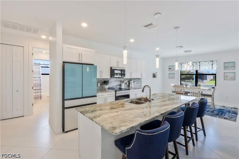 4 bedroom SingleFamilyResidence at 2319 NW 38th Ave, Cape Coral, Cape Coral — photo 5