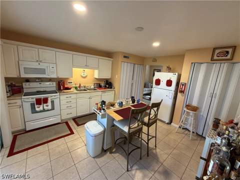 5352 16th Pl SW G2, Naples FL - photo 9 of 17