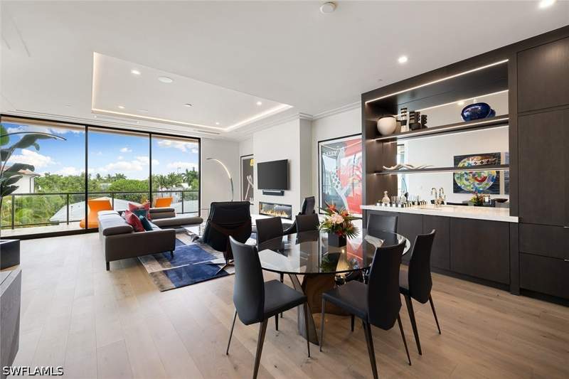 2 bedroom Condominium at 495 5th St S 304, 505 On Fifth, Naples — photo 3