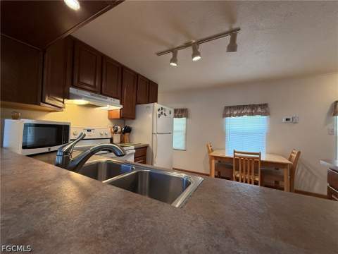 120 Lantern Pl, North Fort Myers FL - photo 21 of 47
