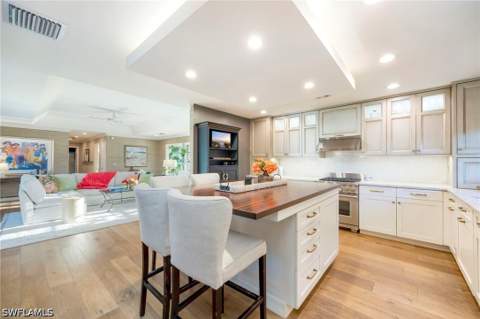 1225 Sandpiper St, Naples FL - photo 7 of 27