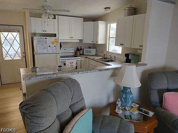 2 bedroom ManufacturedHome at 4978 Mullette Ln, Pine Island Cove, St James City — photo 3
