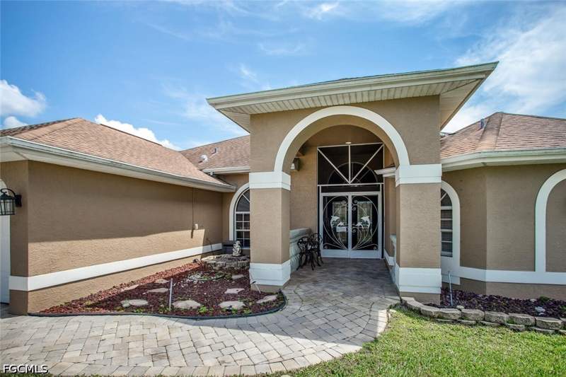 4 bedroom SingleFamilyResidence at 1915 NE 23rd Ave, Cape Coral, Cape Coral — photo 2