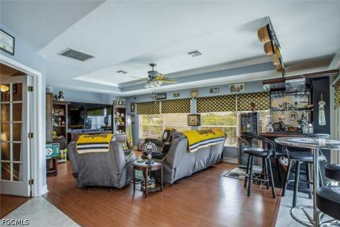 1915 NE 23rd Ave, Cape Coral FL - photo 8 of 29