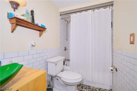 3731 Liberty Sq, Fort Myers FL - photo 15 of 24