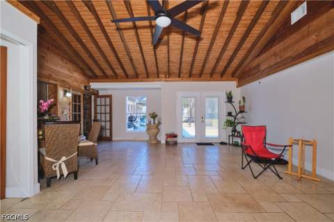 3731 Liberty Sq, Fort Myers FL - photo 20 of 24
